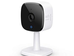eufy security Solo IndoorCam C24 ، كاميرا داخلية للأمان 2K ، كاميرا توصيل مع Wi-Fi ، كاميرا IP ، الذكاء الاصطناعي للإنسان والحيوانات الأليفة ، التوافق مع المساعد الصوتي ، الرؤية الليلية ، الصوت ثنائي الاتجاه ، قاعدة المنزل غير متوافقة