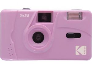 كاميرا فيلم Kodak M35 35mm (أرجواني) - خالية من التركيز ، قابلة لإعادة الاستخدام ، فلاش مدمج ، سهلة الاستخدام