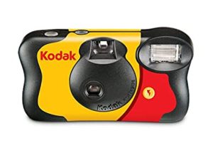 كاميرا كوداك FunSaver 35 مم أحادية الاستخدام