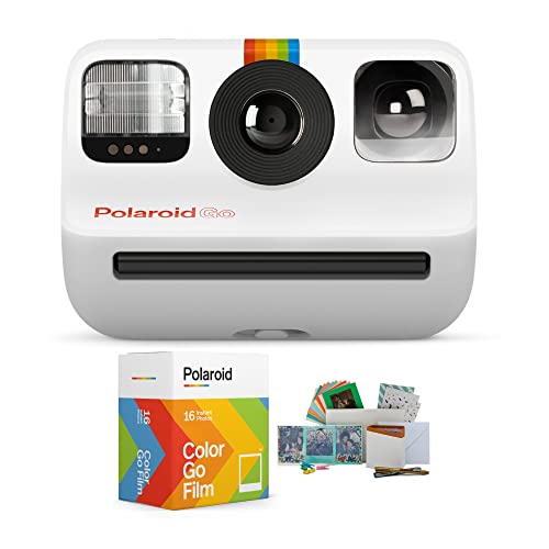 كاميرا بولارويد الأصلية Go Instant Camera (بيضاء) مع حزم فيلم مزدوجة ومجموعة PhotoBox Kit (3 عناصر) كاميرا بولارويد الأصلية Go Instant Camera (بيضاء) مع حزم فيلم مزدوجة ومجموعة PhotoBox Kit (3 عناصر)