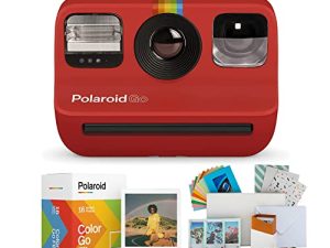 كاميرا فورية Polaroid Go (سوداء) مع حزم مزدوجة من فيلم GO Color وصندوق صور كل شيء (7 عناصر)