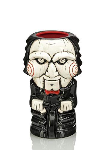 كوب رعب من Geeki Tikis Saw Movie Geeki Tikis Billy The Puppet Horror Mug - Jigsaw Killer 19oz كوب قهوة أو شاي من السيراميك كوب رعب من Geeki Tikis Saw Movie Geeki Tikis Billy The Puppet Horror Mug - Jigsaw Killer 19oz كوب قهوة أو شاي من السيراميك